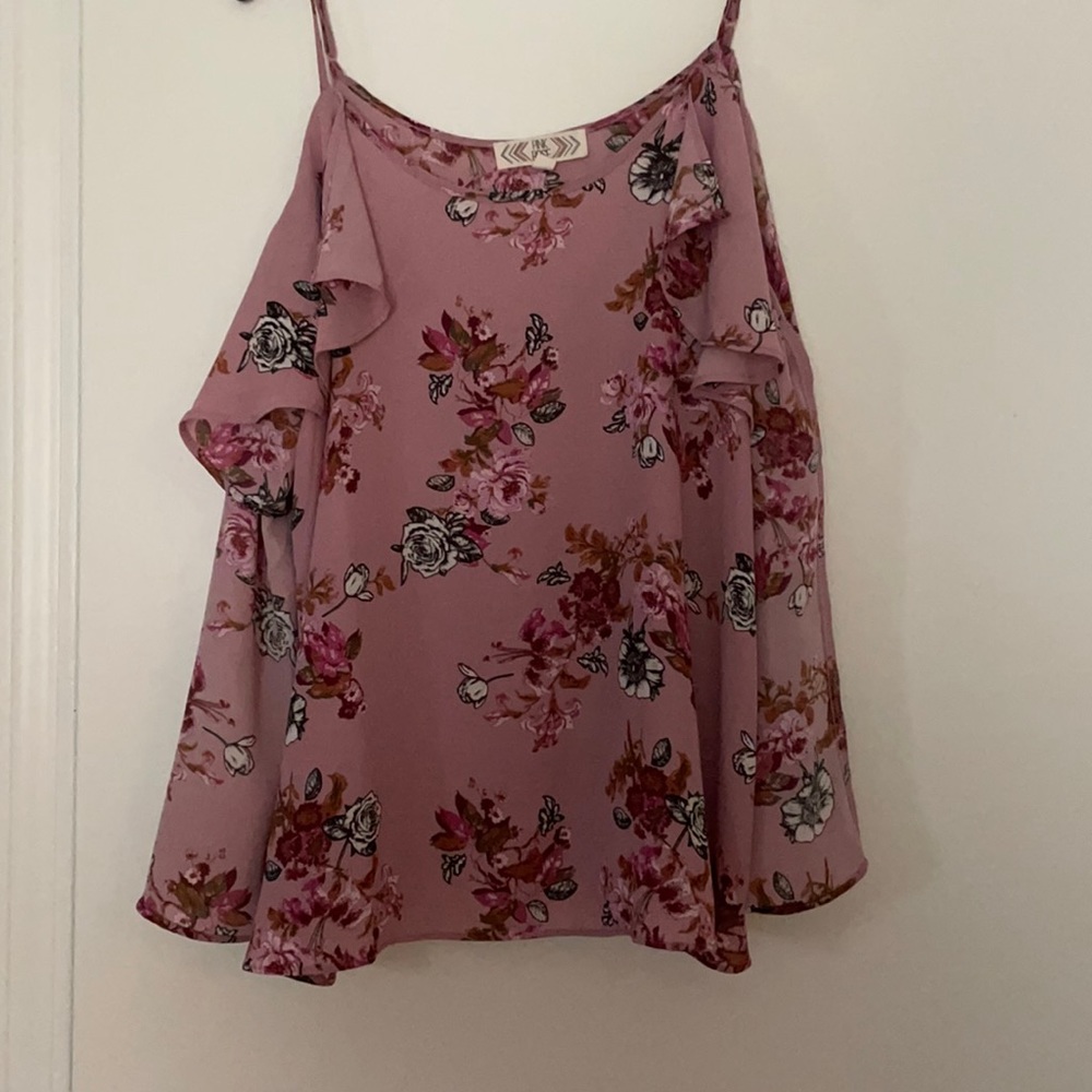 Floral top with off the shoulder sleeves
